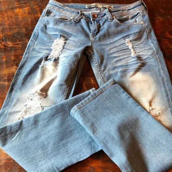 Dollhouse Jeans Distressed Legs Sz 7 - Picture 1 of 11